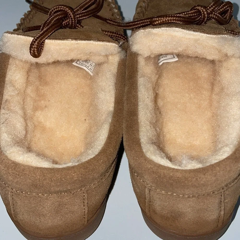 BearPaw Moc kids slippers. Size 2